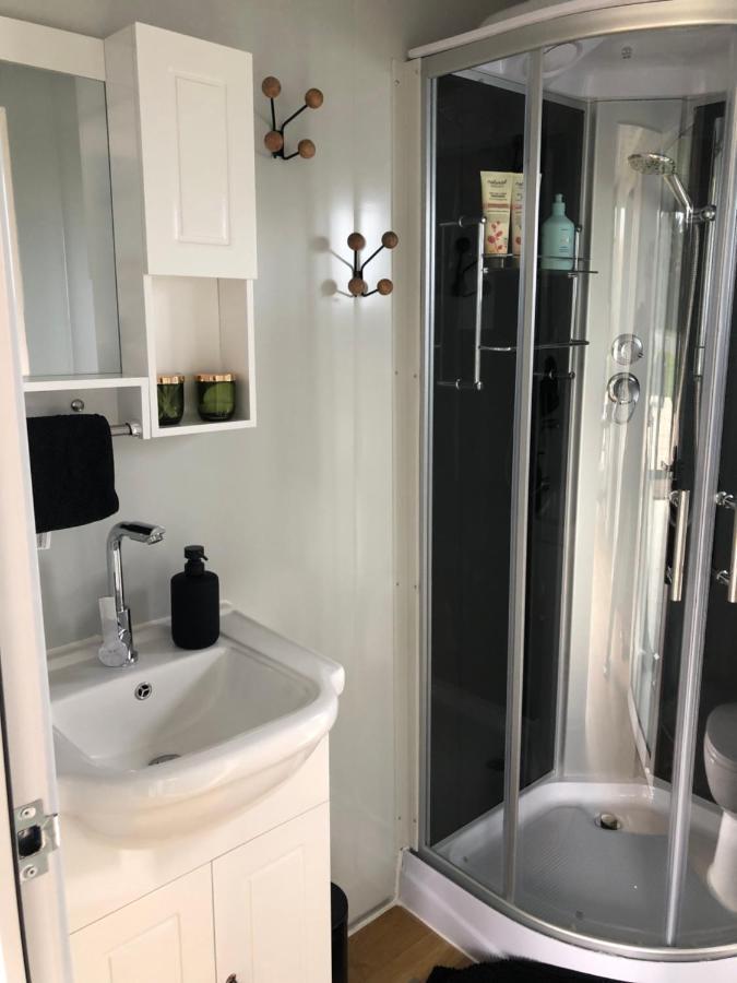 Adorable Little Container House Appartement Hastings Buitenkant foto