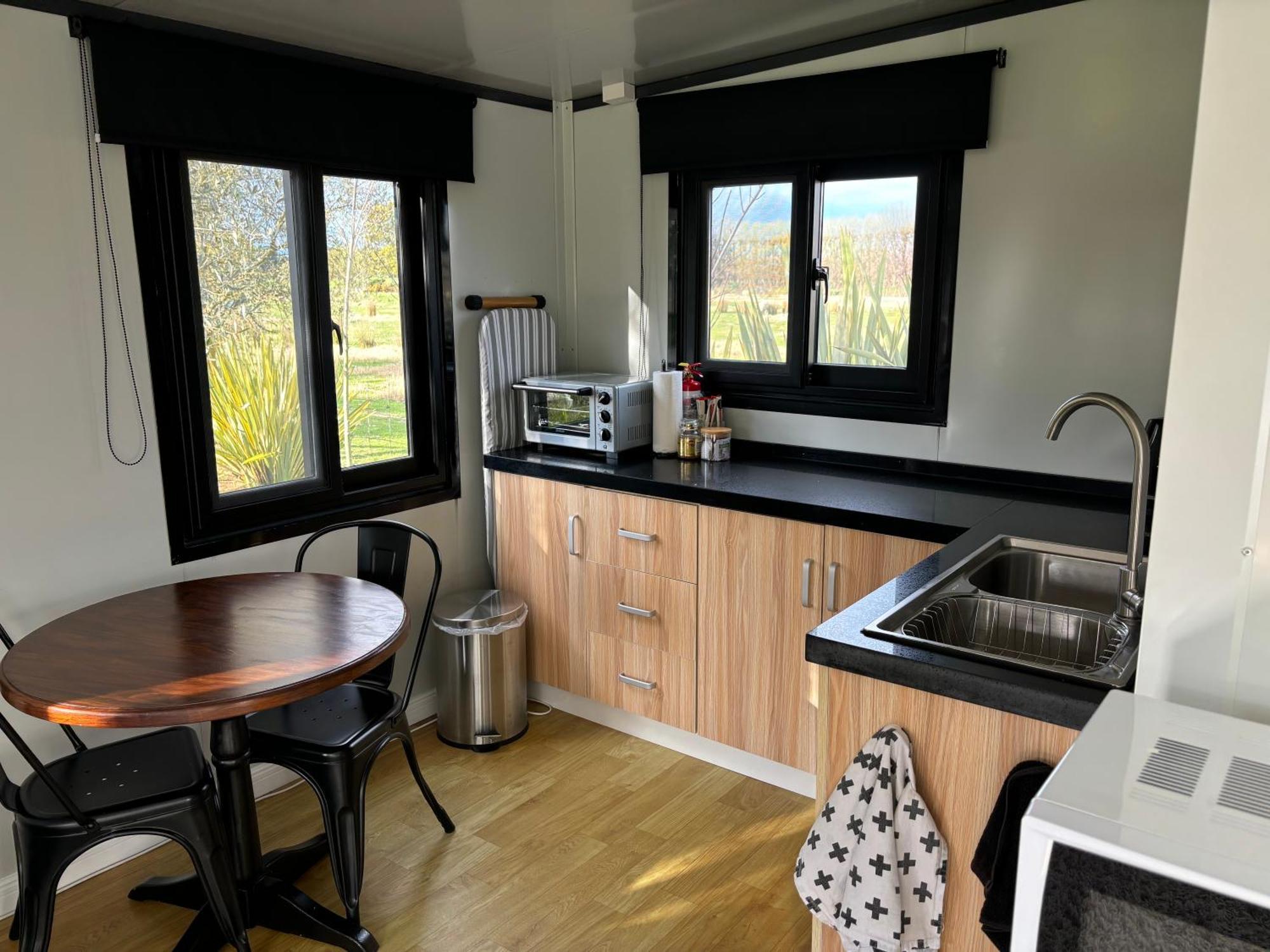 Adorable Little Container House Appartement Hastings Buitenkant foto